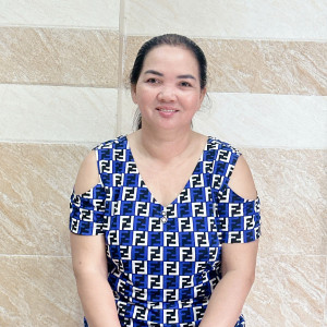 Em tìm việc cho chị Phia Ra