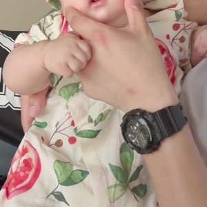 Gia đình mình cần tìm 1 cô chăm bé 10 tháng tuổi, hiền lành, thật thà và thương trẻ nhỏ.- quận 5