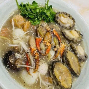 NHÀ NGƯỜI LỚN KHÔNG CÓ BÉ CẦN CHỊ NỘI TRỢ Ở QUẬN  4