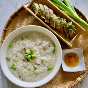 Tìm cô có kinh nghiệm chăm bà 72 tuổi , nhà trệt tại đường Cô Giang, Quận 1