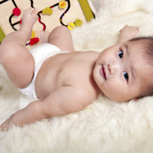 CẦN CHỊ CHĂM BÉ 2 THÁNG LƯƠNG 9 TRIỆU Ở CHUNG CƯ QUẬN 4