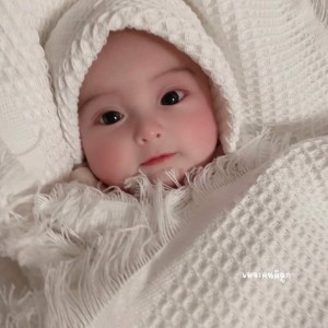 BÉ 4 THÁNG – CHỦ YẾU CHĂM BÉ, KHÔNG LÀM VIỆC NHÀ