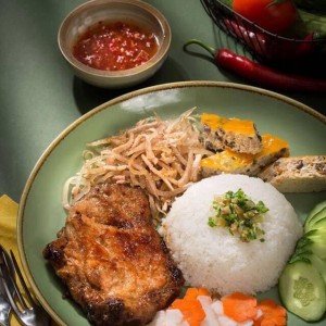 Cần Phụ Quán Cơm Tấm