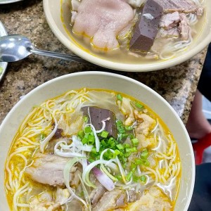 Gia đình cần cô nấu ăn ngon, gọn gang- Huỳnh Tấn Phát- Quận 7