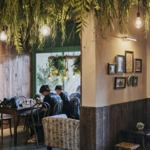 Quán Cà Phê Quận 2 Cần Bạn Nữ 18- 25 Tuổi Làm Phụ Quán Lương 8tr Bao Ăn Ở