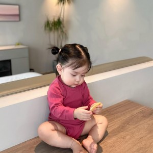 TUYỂN CÔ CHUYÊN CHĂM BÉ