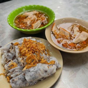 Cần gấp cô phụ quán bánh cuốn ở Gò Vấp - lương 9tr