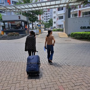 Lương  thử việc 15tr bao ăn ở