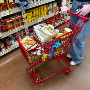 Tuyển dụng giúp việc nhà quận 3 - Lương 13 triệu, bao ăn ở!